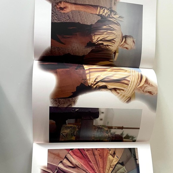 Comme des garçons 2023 AW photo Book collection - Picture 3 of 3